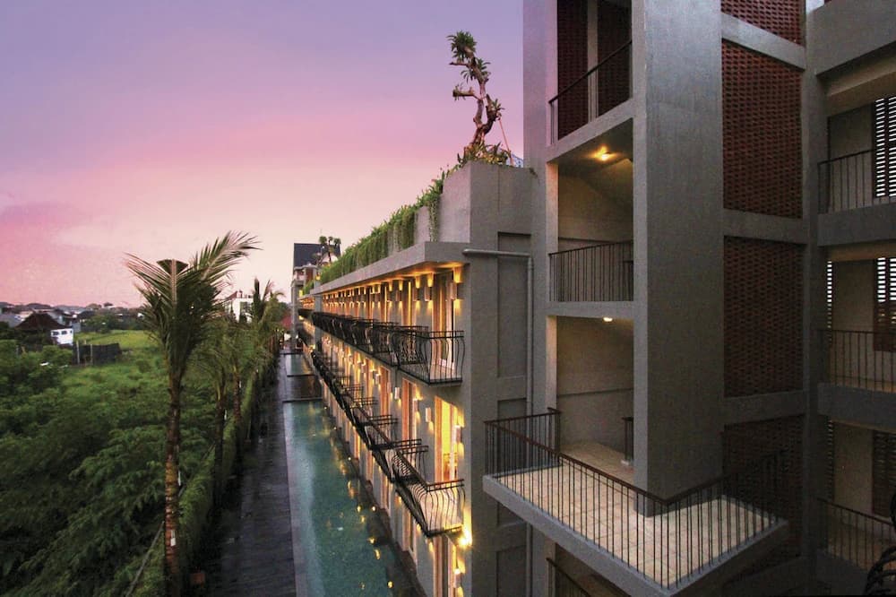 FRii Bali Echo Beach