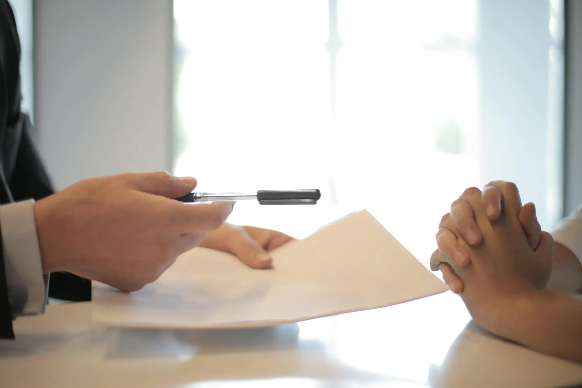 Agent visa a Bali - bureau administratif